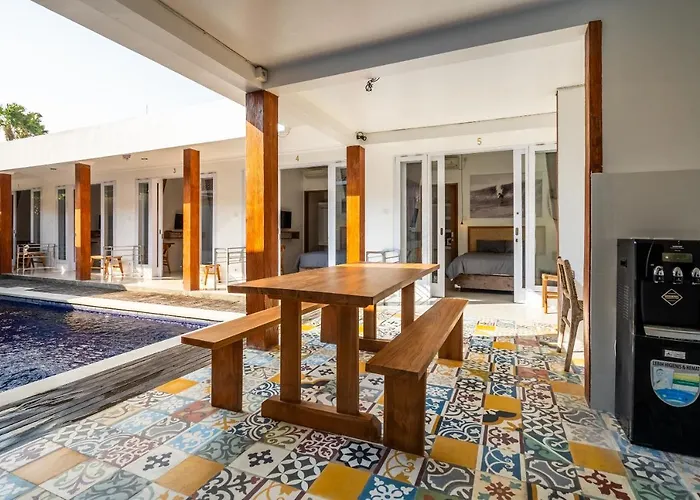 Lumturi House - Centrally Located