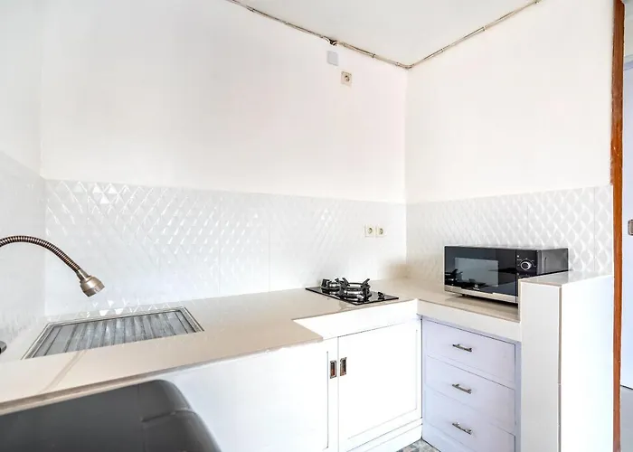 Lumturi House - Centrally Located سمينياك